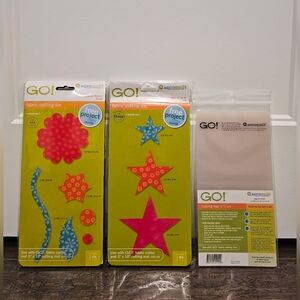 New AccuQuilt GO! Fabric Cutting Dies Star & Round Flower with Cutting Mat